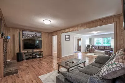 656 Bruce Way SW, Lilburn, GA 30047 - Photo 14