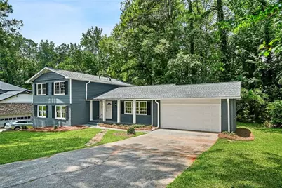 3235 Wintercreeper Drive, Lithonia, GA 30038 - Photo 2