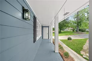 3235 Wintercreeper Dr, Lithonia, GA 30038 - Photo 4