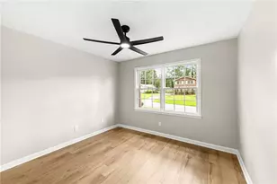 3235 Wintercreeper Dr, Lithonia, GA 30038 - Photo 22