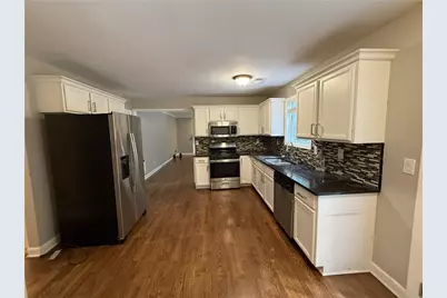 944 Crossing Rock Drive, Lawrenceville, GA 30043 - Photo 10