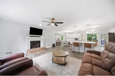 2660 Green Meadow Lane NE, Marietta, GA 30066 - Photo 4