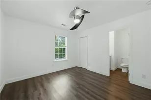 226 Thornton St SW, Atlanta, GA 30315 - Photo 6