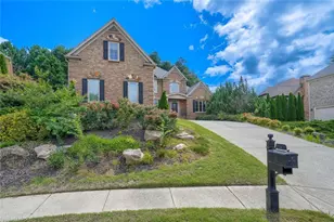 2195 Enclave Mill Dr, Dacula, GA 30019 - Photo 2