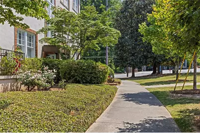7 Park Lane NE #J, Atlanta, GA 30309 - Photo 2