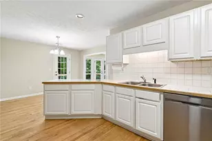 33 Bridgewater Dr, Newnan, GA 30265 - Photo 12
