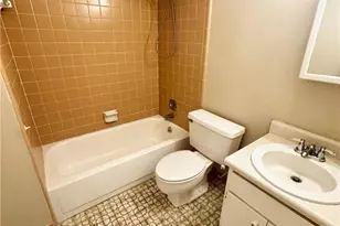3380 Creek Hollow Dr, Marietta, GA 30062 - Photo 12