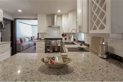 685 Cedar Avenue NW, Atlanta, GA 30318 - Photo 12