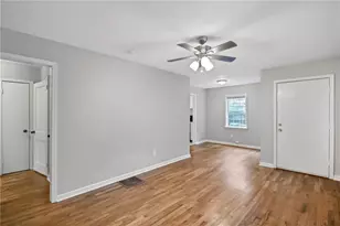 1877 Sumter St NW, Atlanta, GA 30318 - Photo 4