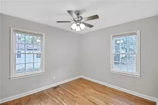 1877 Sumter St NW, Atlanta, GA 30318 - Photo 16