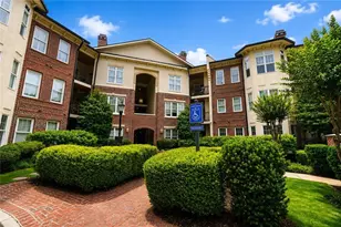 825 Highland Ln NE, Atlanta, GA 30306 - Photo 4