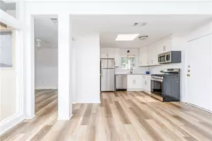 346 Carpenter Dr, Atlanta, GA 30328 - Photo 24