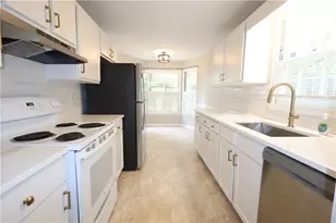 1359 Oakengate Dr, Stone Mountain, GA 30083 - Photo 6