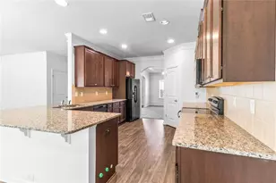 1061 Blind Brook Cir, Hoschton, GA 30548 - Photo 8