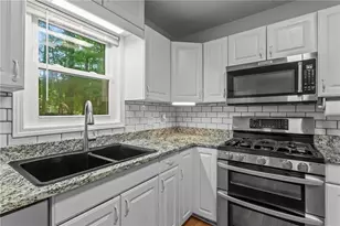 1833 Silver Leaf Dr SW, Marietta, GA 30008 - Photo 12