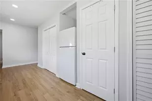 1756 Mary George Ave NW, Atlanta, GA 30318 - Photo 20