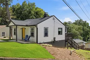 1756 Mary George Ave NW, Atlanta, GA 30318 - Photo 4