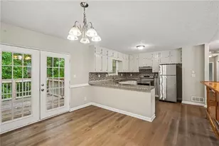2311 Weatherly Ct, Jonesboro, GA 30236 - Photo 8