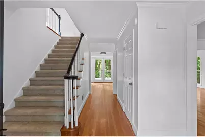 4074 Norton Place SE, Smyrna, GA 30082 - Photo 4