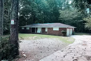 1131 S Deshon Rd, Lithonia, GA 30058 - Photo 1