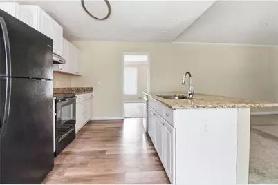 6735 Marlborough Circle S, Atlanta, GA 30349 - Photo 8