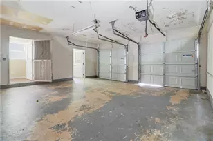 6735 Marlborough Cir S, Atlanta, GA 30349 - Photo 22
