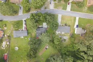 2857 Cherokee Cove, Stone Mountain, GA 30087 - Photo 34