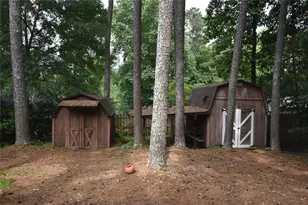 1288 Crescent Dr, Marietta, GA 30066 - Photo 6