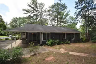 1288 Crescent Dr, Marietta, GA 30066 - Photo 4