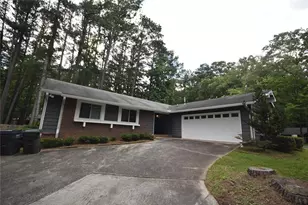 1288 Crescent Dr, Marietta, GA 30066 - Photo 2