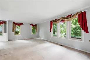 2033 Riverwood Dr, Gainesville, GA 30501 - Photo 2