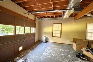 677 Bankshire Dr, Suwanee, GA 30024 - Photo 30