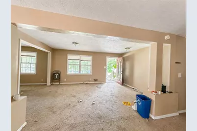 677 Bankshire Drive, Suwanee, GA 30024 - Photo 6