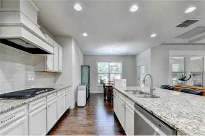 4922 Park Vale Drive, Buford, GA 30518 - Photo 18