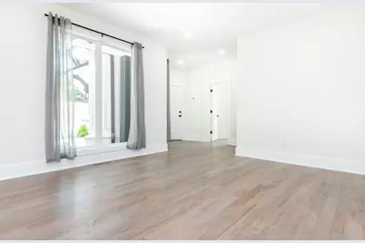 4056 Ashford Dunwoody Road NE, Atlanta, GA 30319 - Photo 22