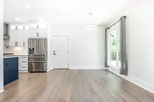 4056 Ashford Dunwoody Rd NE, Atlanta, GA 30319 - Photo 18