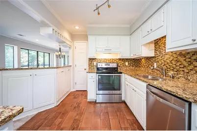 26202 Plantation Drive NE #202, Atlanta, GA 30324 - Photo 30