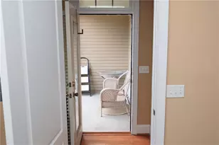 2300 Peachford Rd, Dunwoody, GA 30338 - Photo 14