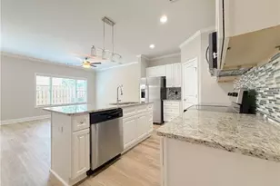 316 Cashes Ct, Lilburn, GA 30047 - Photo 12
