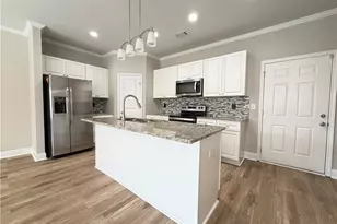 316 Cashes Ct, Lilburn, GA 30047 - Photo 10