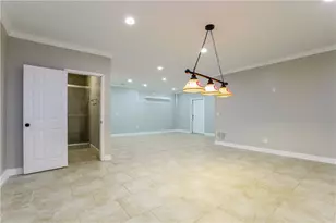 2010 Golden Ridge Cir, Cumming, GA 30040 - Photo 10