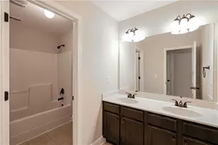 2901 Canyon Glen Way, Dacula, GA 30019 - Photo 8
