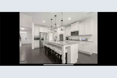 565 Lance View Lane, Lawrenceville, GA 30045 - Photo 2