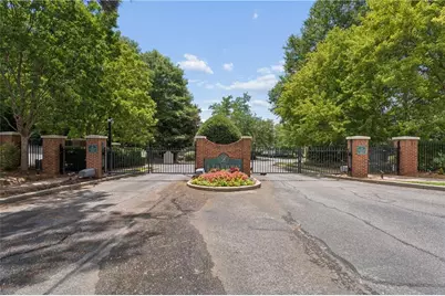 1601 Liberty Lane, Roswell, GA 30075 - Photo 22