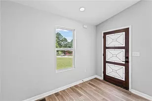 203 Hill St, Auburn, GA 30011 - Photo 8