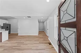 203 Hill St, Auburn, GA 30011 - Photo 6