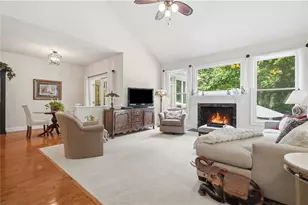 4311 Summit Oaks Ln NE, Roswell, GA 30075 - Photo 10