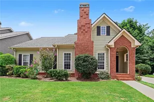 215 Pickets Row, Peachtree City, GA 30269 - Photo 1
