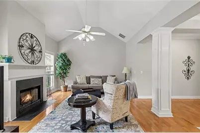 215 Pickets Row, Peachtree City, GA 30269 - Photo 6