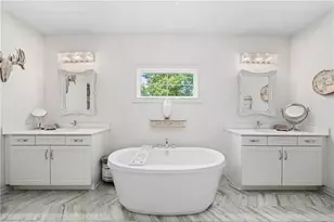 300 Banbury Crossing, Alpharetta, GA 30009 - Photo 26